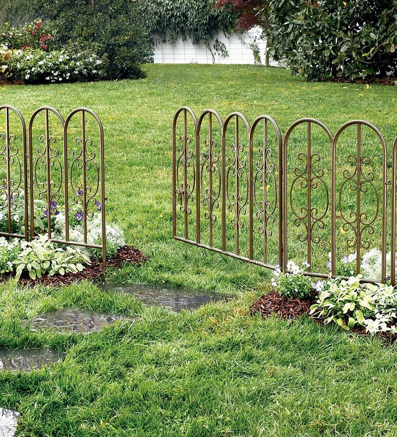 Montebello Iron Gunmetal Garden Fencing with Ground Stakes (Set of 4)